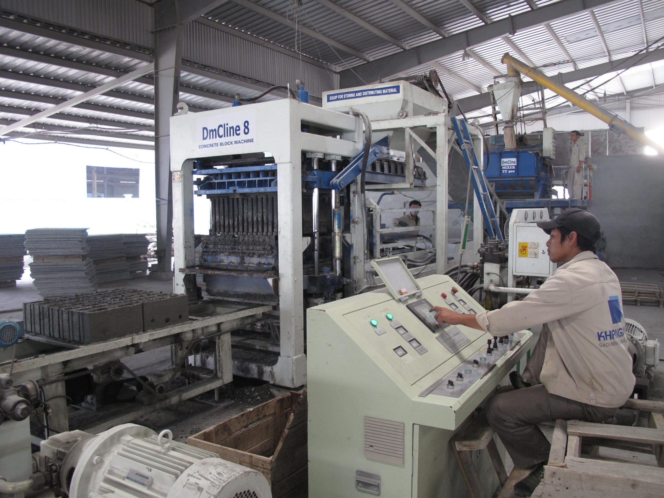 Bơm hút chân không công nghiệp dùng làm gì?