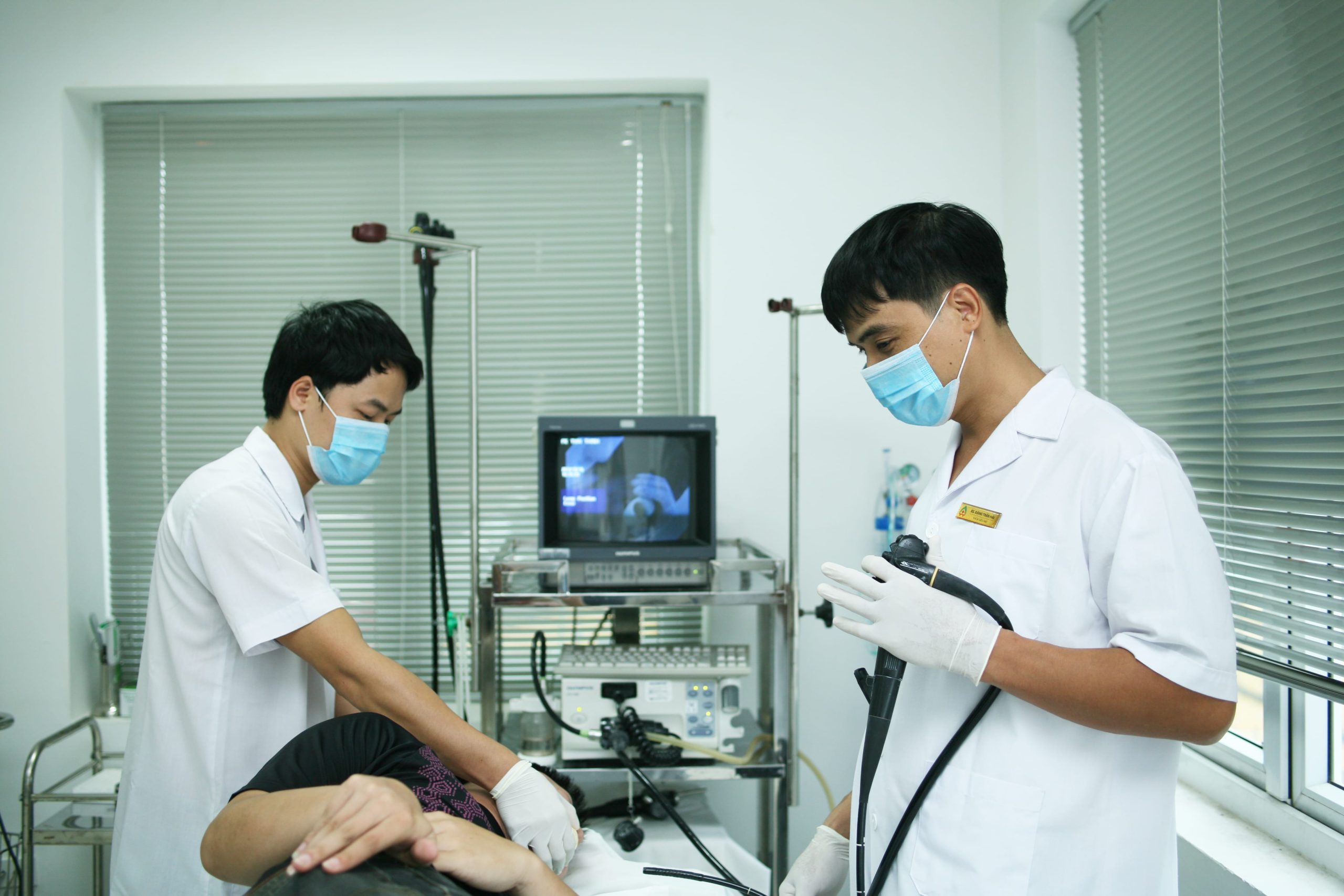 Những ứng dụng bơm hút chân không và máy nén khí trong bệnh viện