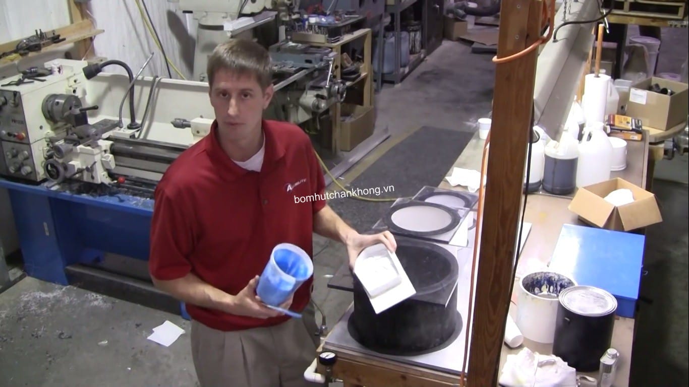  Xử lý các bọt khí trong nhựa composite bằng áp suất chân không