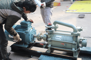 Sửa bơm chân không bị rò rỉ nước