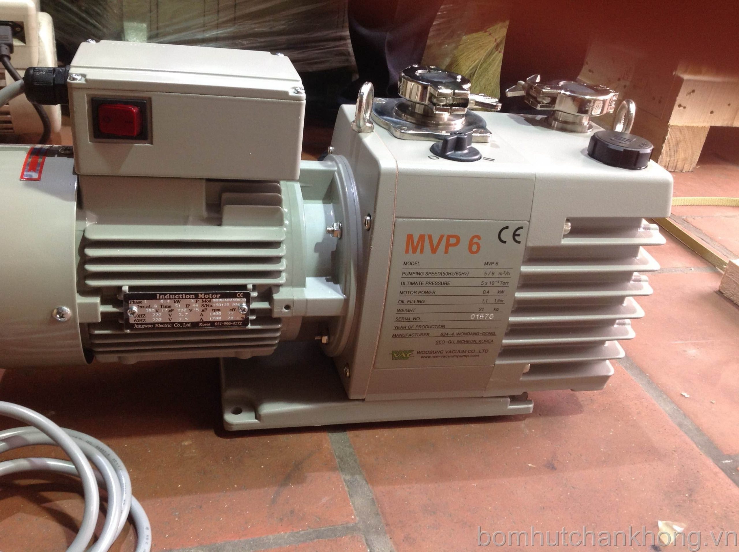 Review về bơm hút chân không vòng dầu hai cấp model MVP 6 của hãng WooSung-Korea