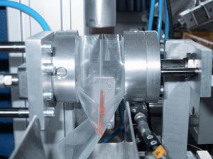 Sử dụng van chân không mở miệng túi giúp nâng cao hiệu quả sản xuất, tăng sản lượng