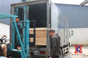 Nhập khẩu máy bơm chân không Souz