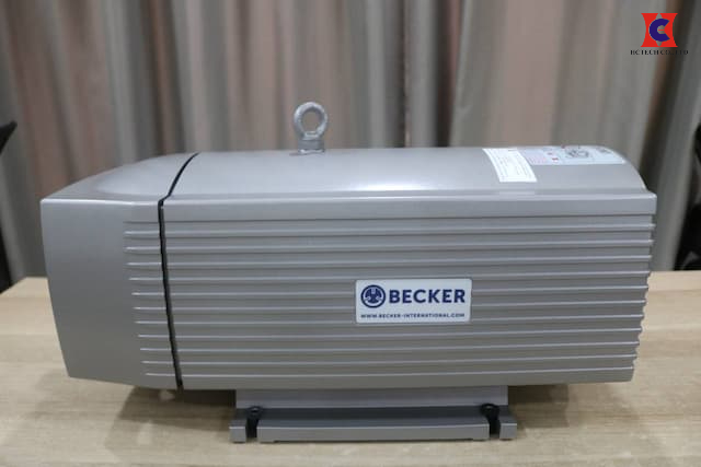 Bơm hút chân không khô Becker VT4.40